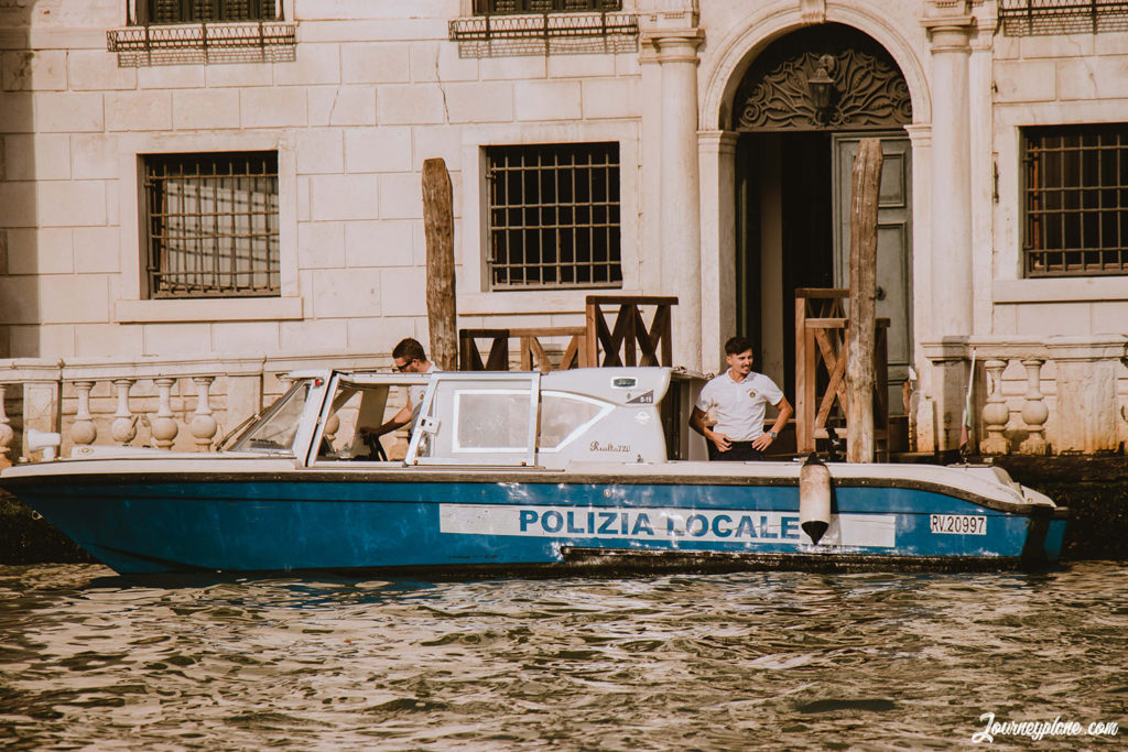 A visual journey to Venice - travel from home