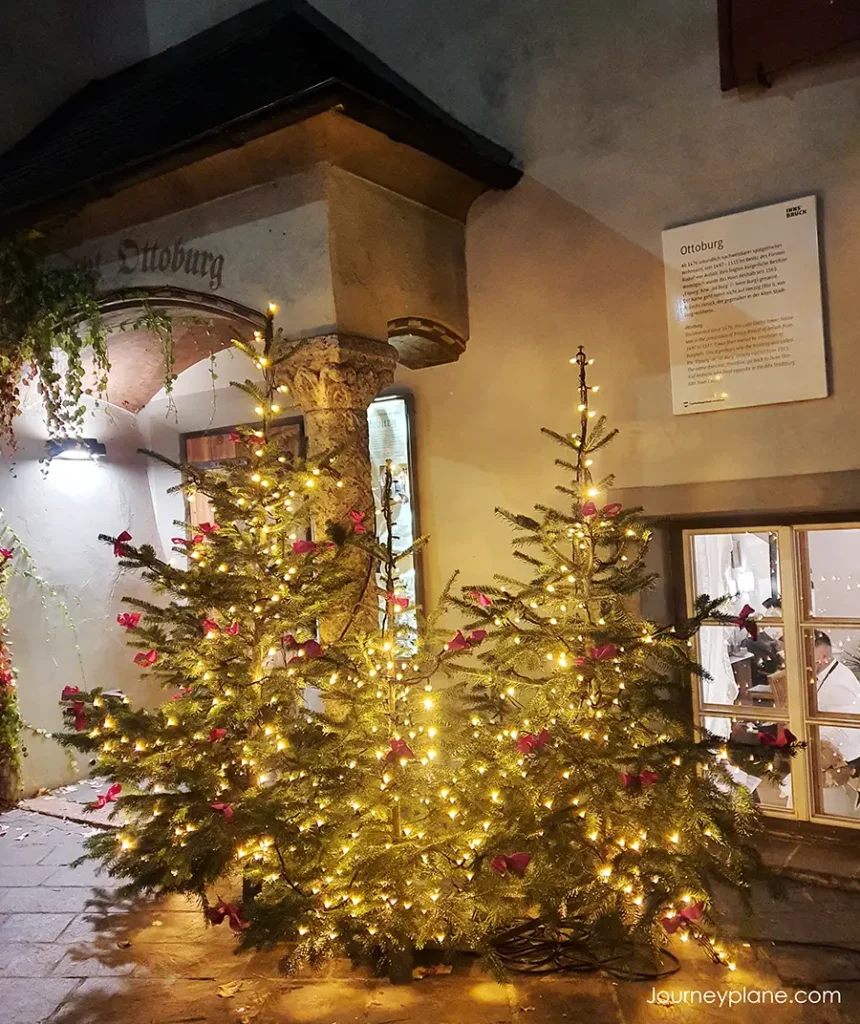 What do see in Innsbruck: the Christmas market